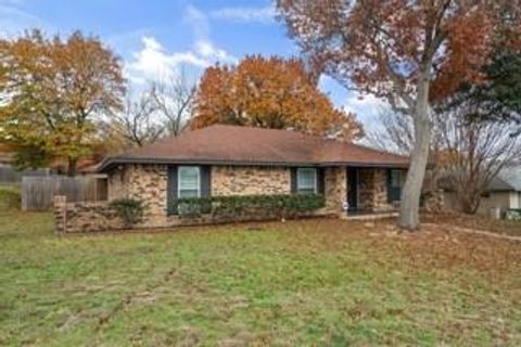 A home in DeSoto