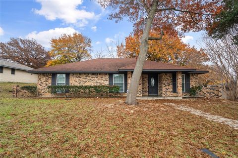 A home in DeSoto