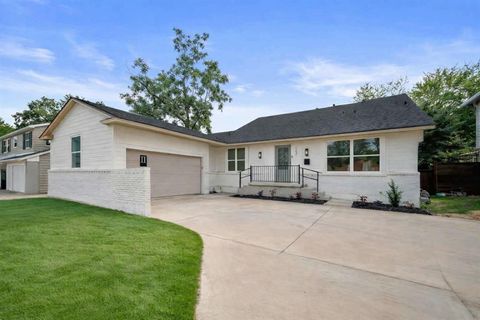 9231 Pinewood Drive Dallas TX 75243