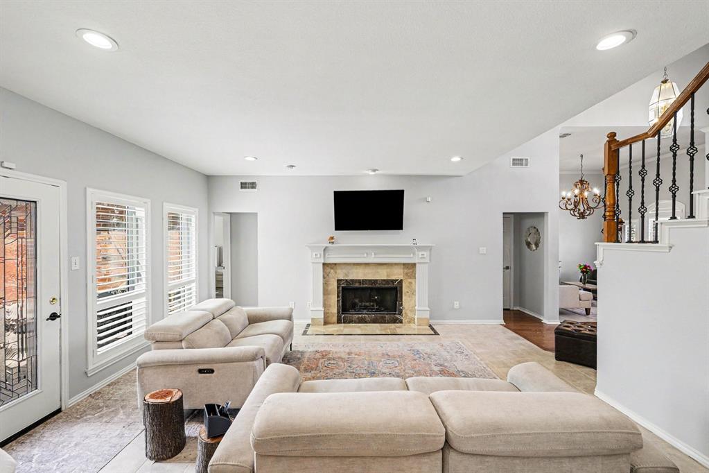 2912 Barksdale Drive