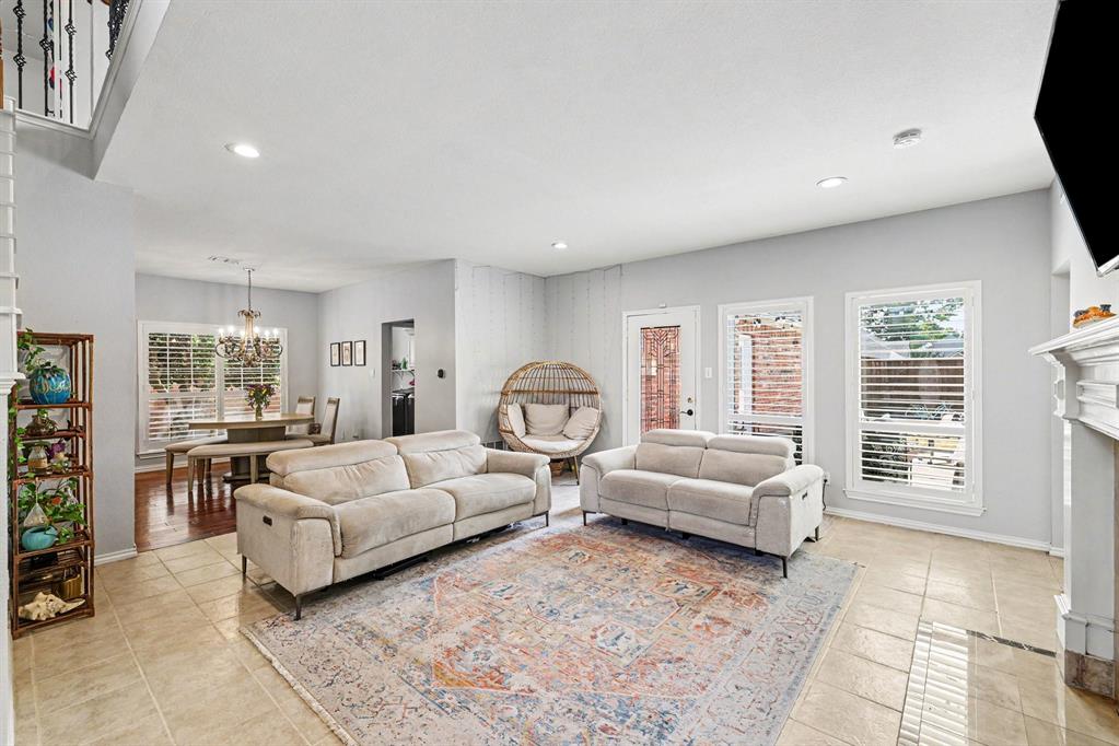 2912 Barksdale Drive
