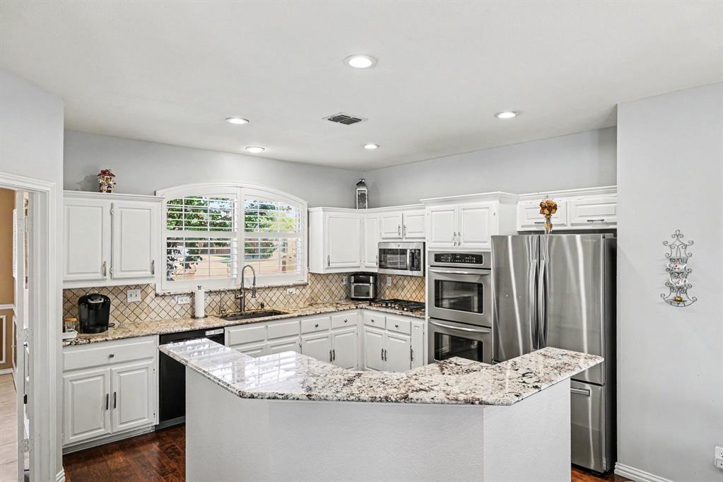 2912 Barksdale Drive