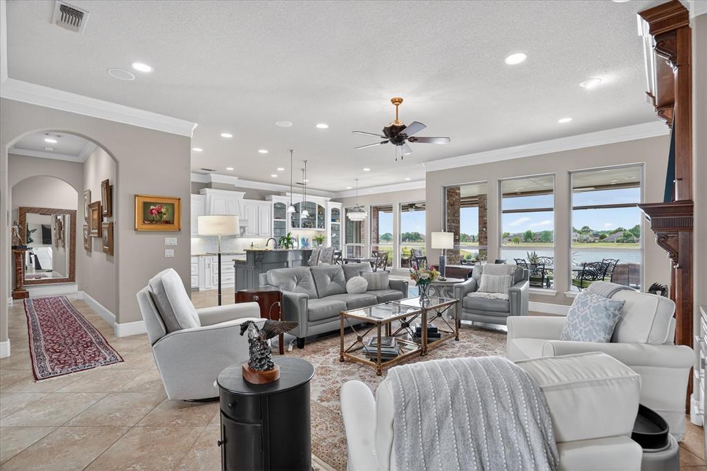 2312 Marseilles Court
