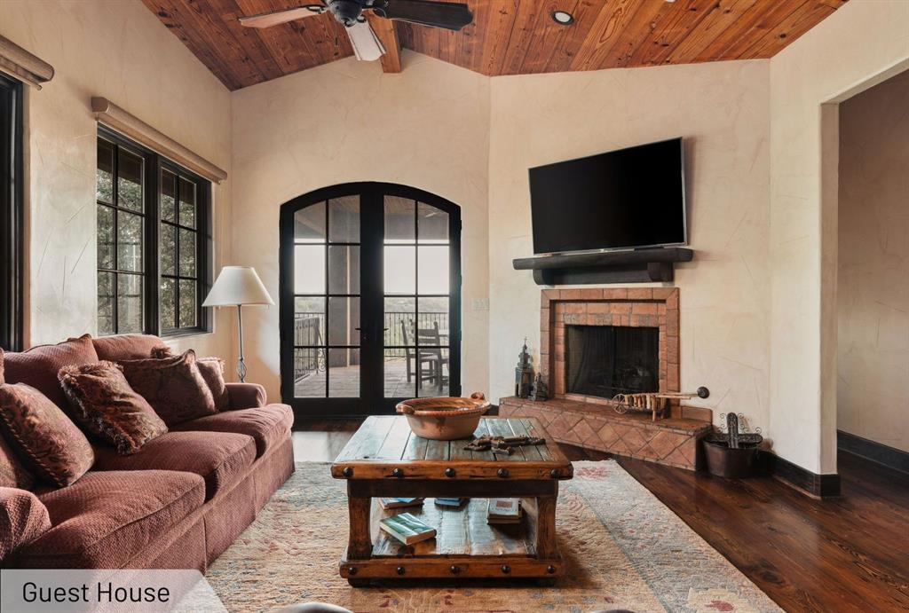 Paleface Homesteads - Farm