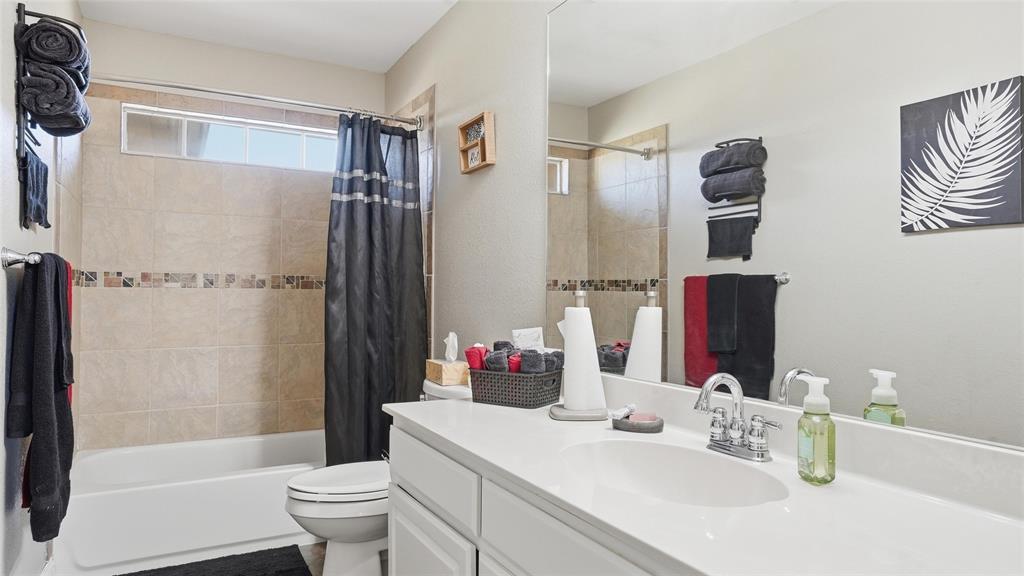 Lakes At Saddle Creek Sub - Residential