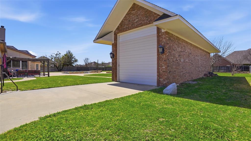 Lakes At Saddle Creek Sub - Residential