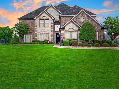 Photo of 178 Las Colinas Trail, Cross Roads, TX 76227 (MLS # 21305275)