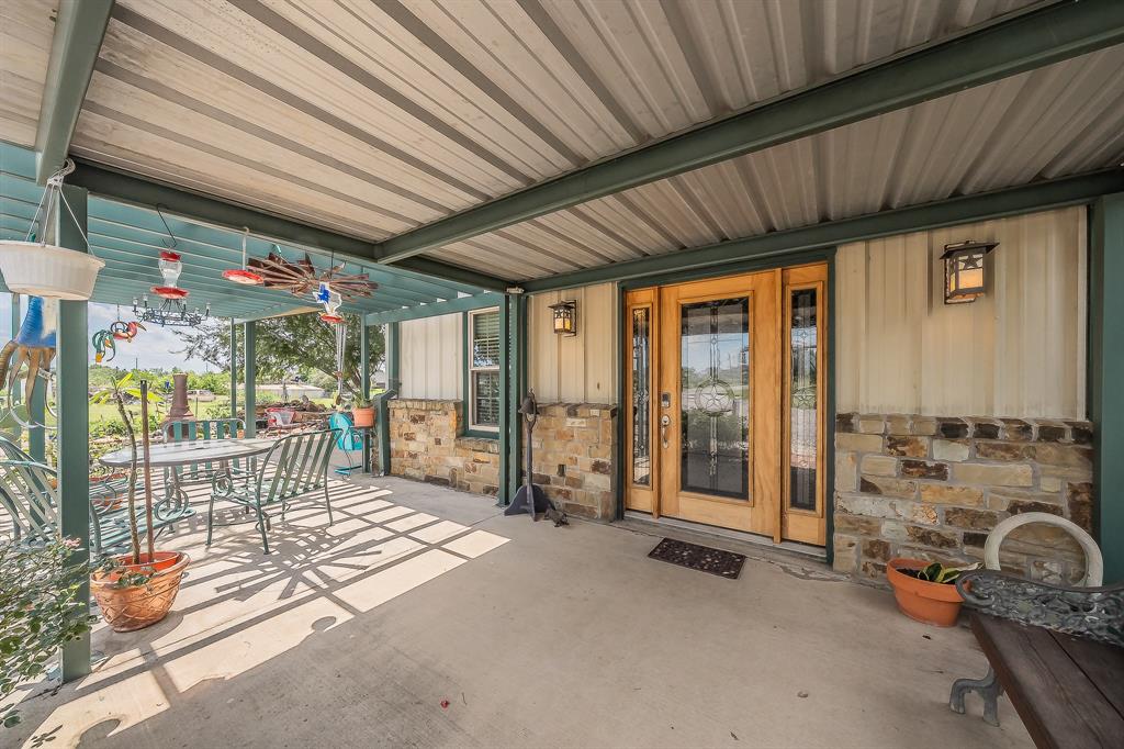 501 Country Lane