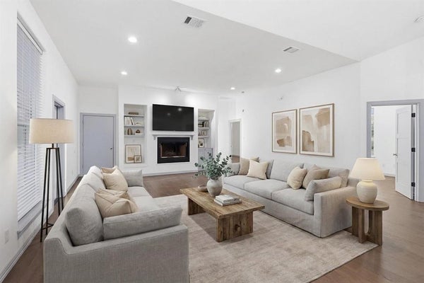 2541 TOWN VIEW DR, CEDAR HILL, TX 75104 - Image 27823fcde79bd2e83e5c07fad876e9e3/2992852674