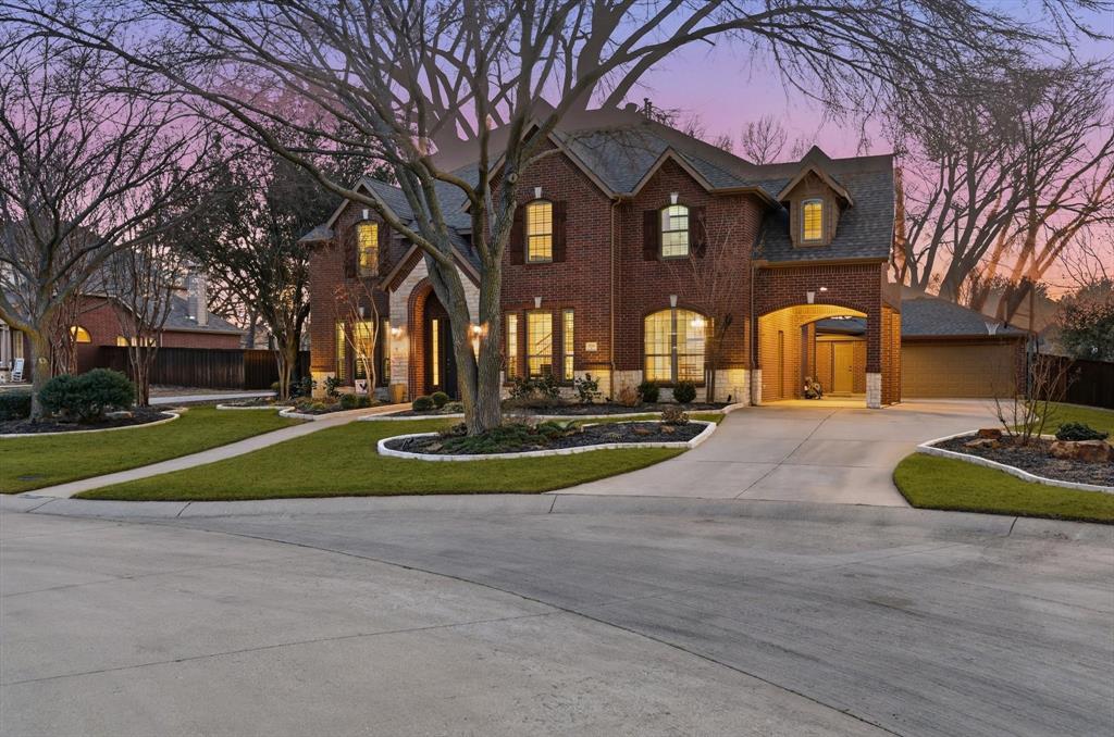 2711 Quail Cove Drive