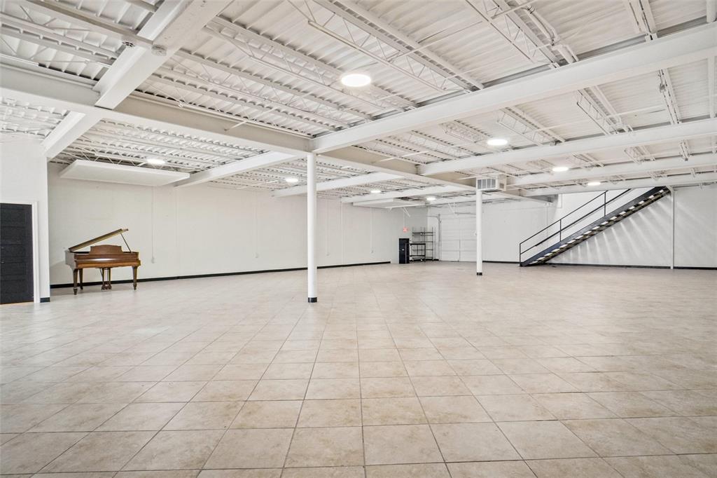 Sunset Hill - Commercial Sale