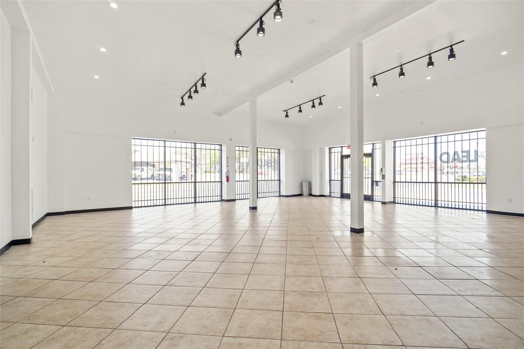 Sunset Hill - Commercial Sale