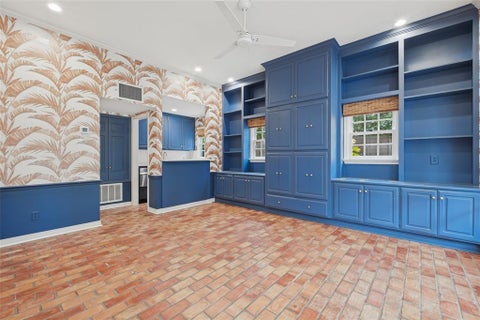 Tiny photo for 4331 Versailles Avenue, Highland Park, TX 75205 (MLS # 21404133)