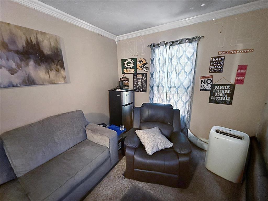 705 Parker Circle
