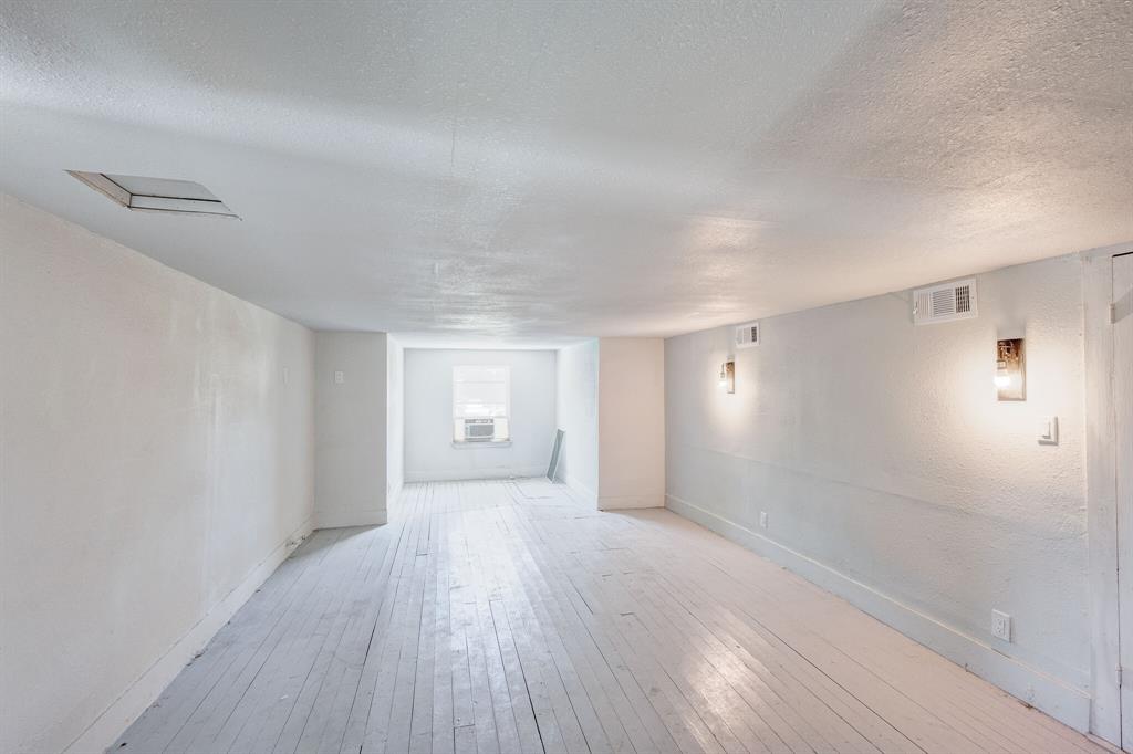 Chico, Texas 76431, United States, 3 Bedrooms Bedrooms, ,3 BathroomsBathrooms,Residential,Active,160914