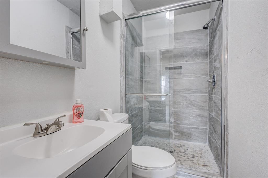 Chico, Texas 76431, United States, 3 Bedrooms Bedrooms, ,3 BathroomsBathrooms,Residential,Active,160914