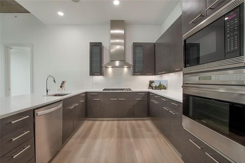 Tiny photo for 2728 Mckinnon Street #2104, Dallas, TX 75201 (MLS # 21196355)