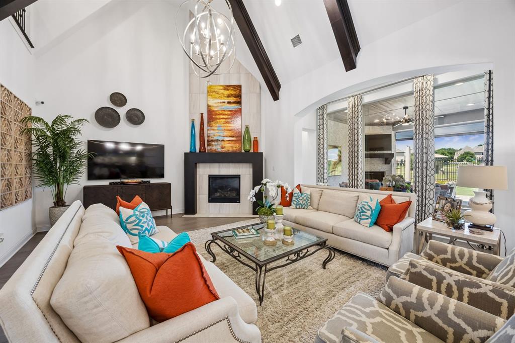 641 Country Brook Lane