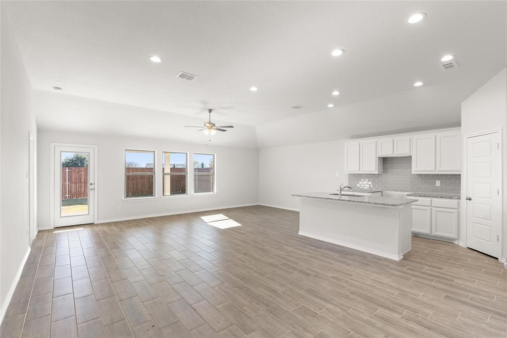 Rainbow Ridge - Residential