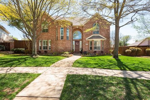 Photo of 441 Bellevue Drive, Allen, TX 75013 (MLS # 21212642)