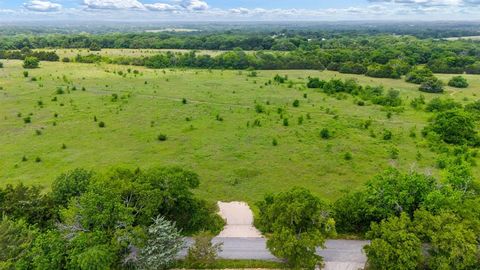 207 Possom Trot Hollow Road Whitewright TX 75491