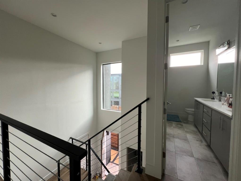 Elk Hill - Residential