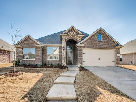 Photo of 533 Redbud Drive, Royse City, TX 75189 (MLS # 21212269)