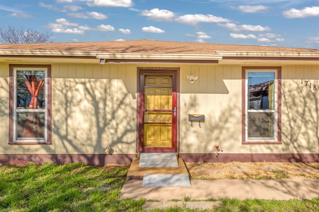 Photo of 1718 Marshall Street, Abilene, TX 79605 (MLS # 21208182)