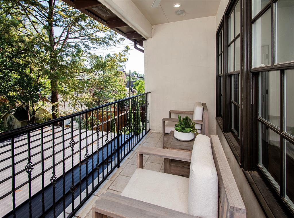 Highland Park 04 Instl - Residential