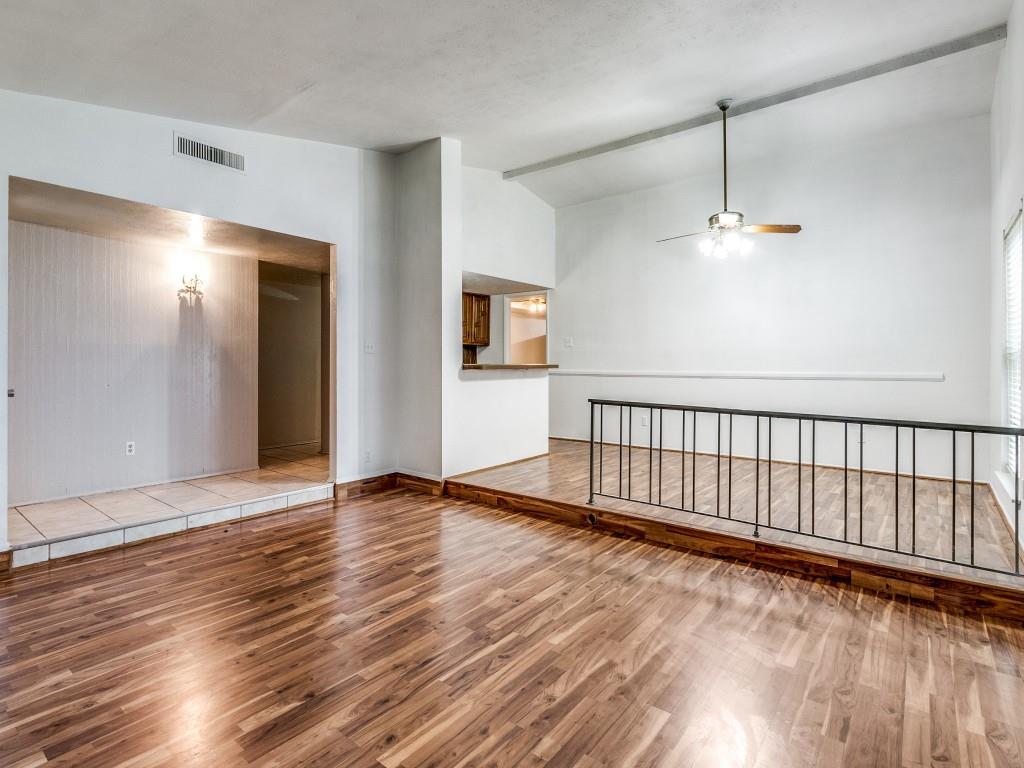 White Rock Village 01 - Residential