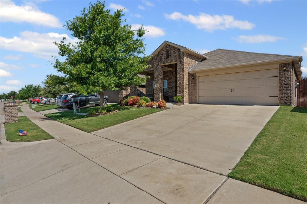 948 Deer Valley Drive