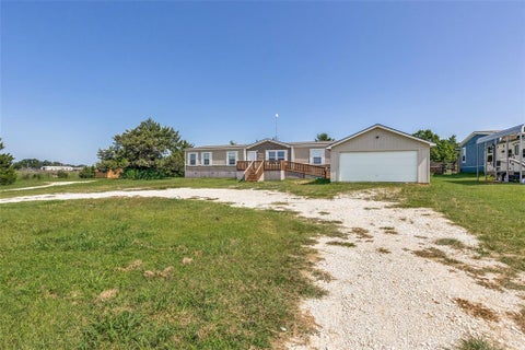 Photo of 4445 County Road 136, Whitesboro, TX 76273 (MLS # 21335688)