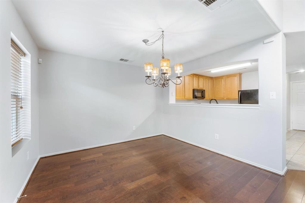 10276 Darkwood Drive