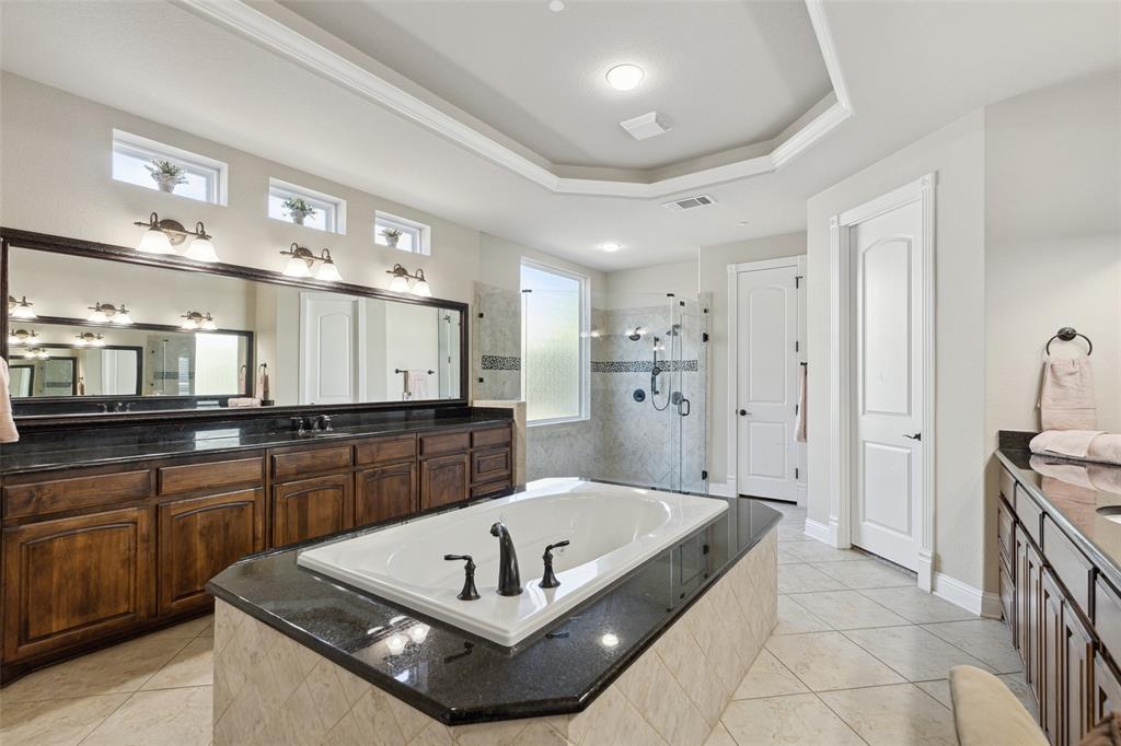 Latera Ph One - Residential