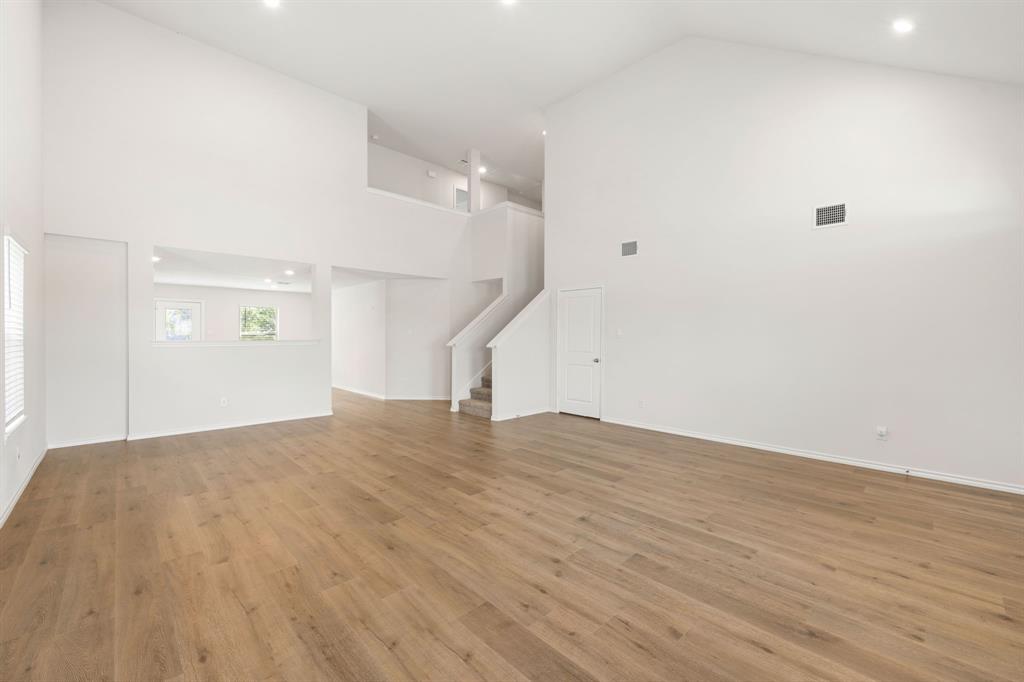 202 Ashbrook Drive