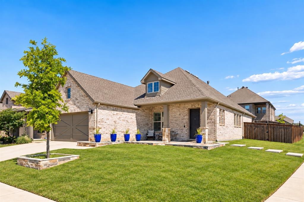 360 Foxthorne Way