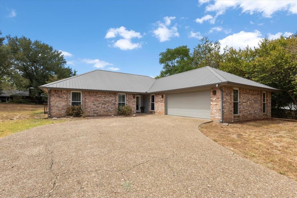306 Lone Star Lane
