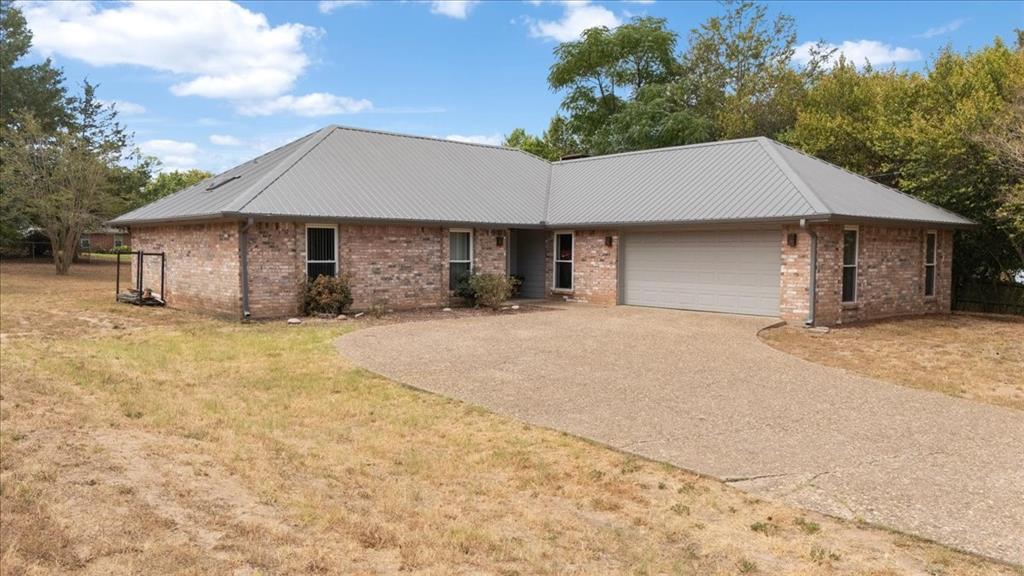 306 Lone Star Lane