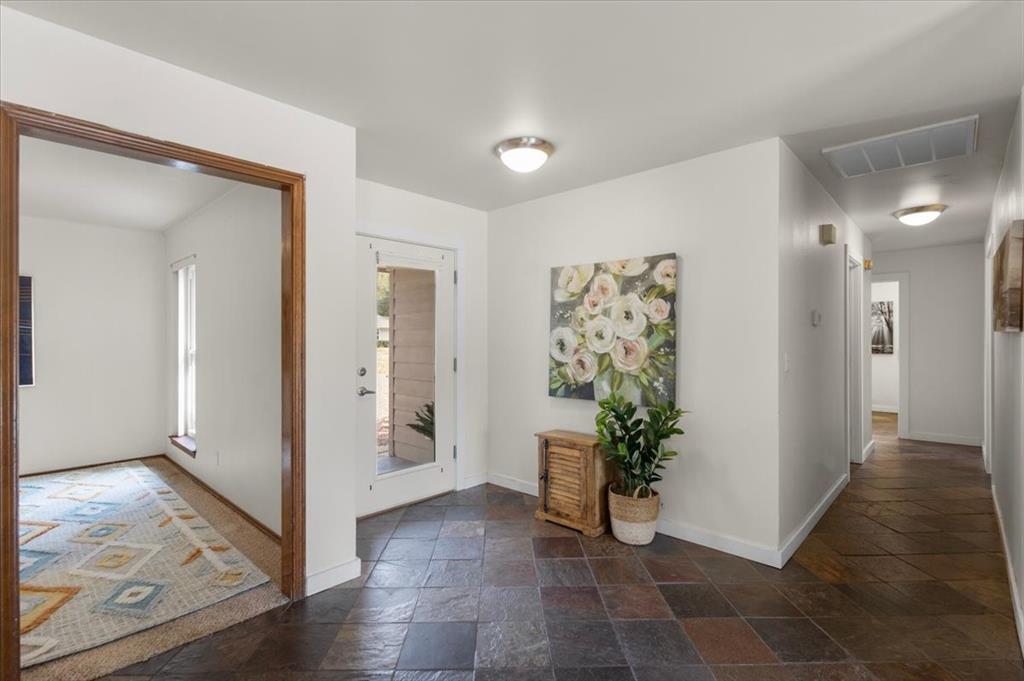 306 Lone Star Lane