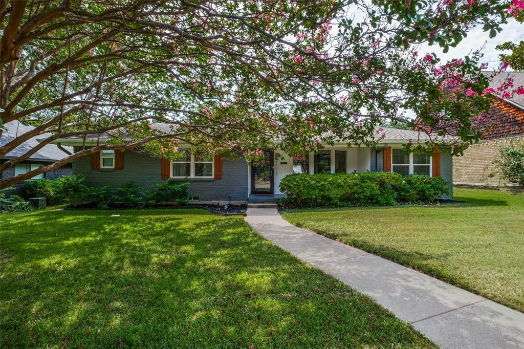 11925 Brookmeadow Lane