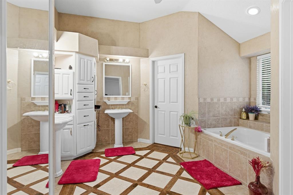 Shadow Ridge Estates - Residential