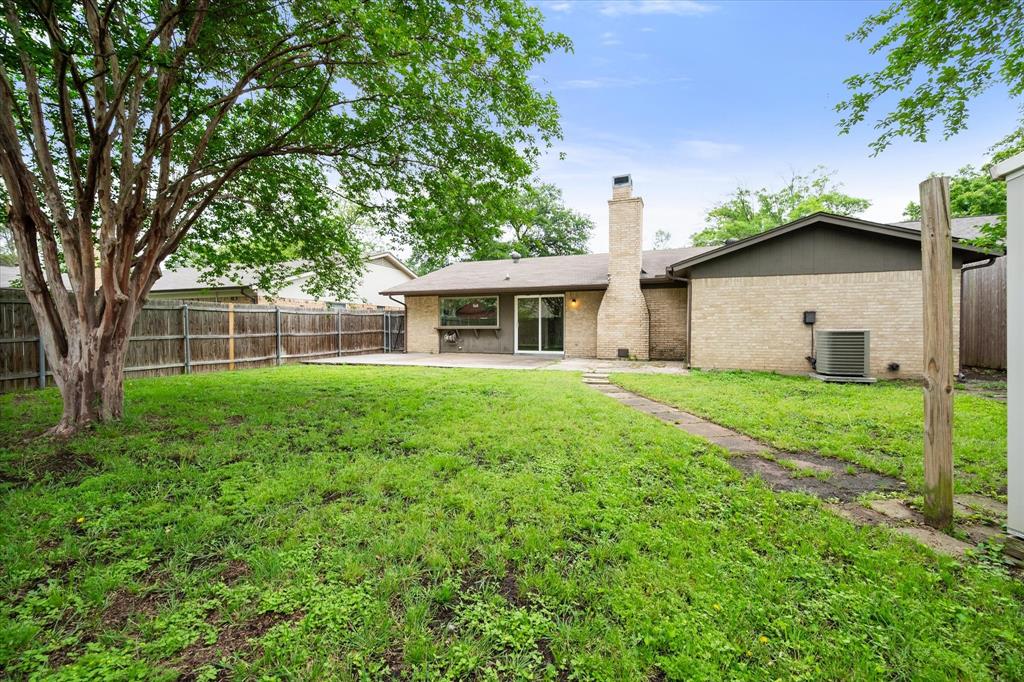 2512 Colleen Drive