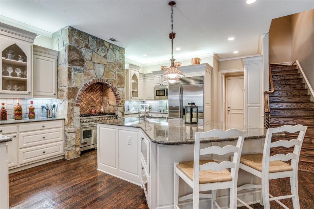 4592 Biltmoore Drive
