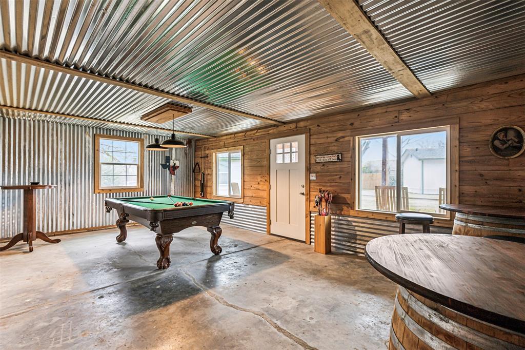 Thrash - Commercial Sale