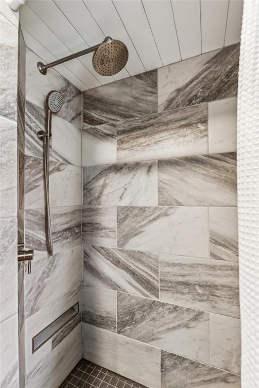 Thrash - Commercial Sale