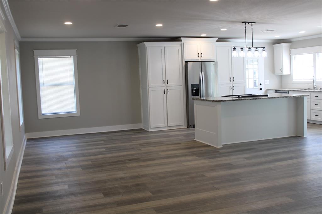 PARKCREST - Residential