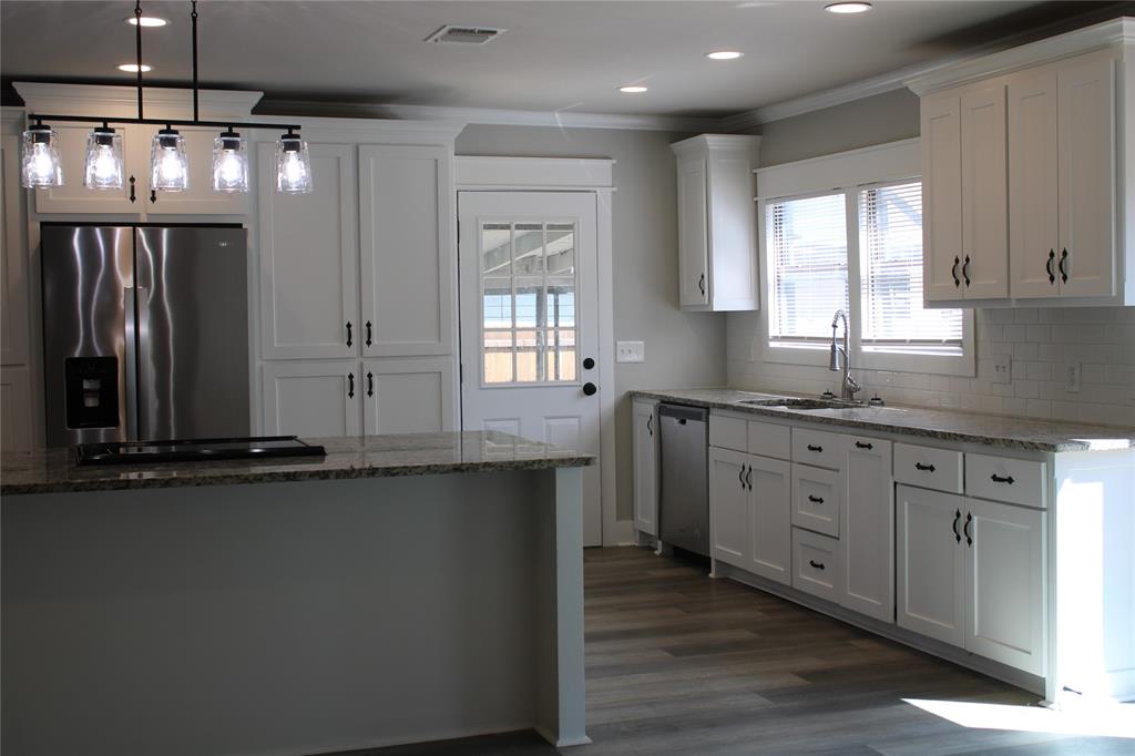 PARKCREST - Residential