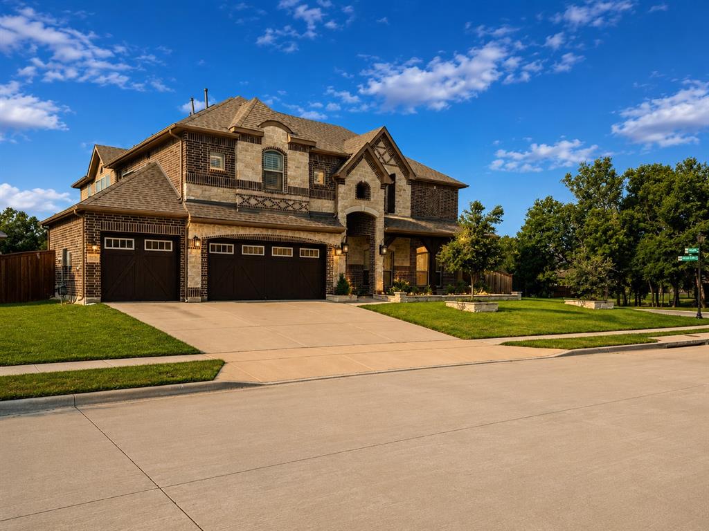 3233 Rolling Meadow Drive