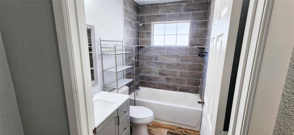 Ridglea West Add - Residential Lease