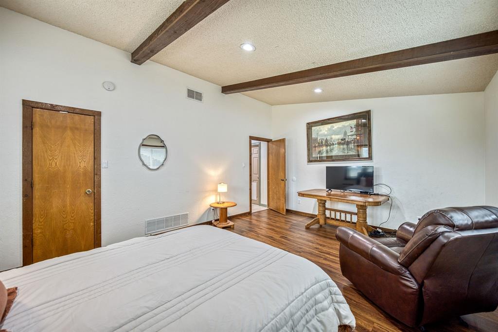 Shadow Wood Estate - Residential